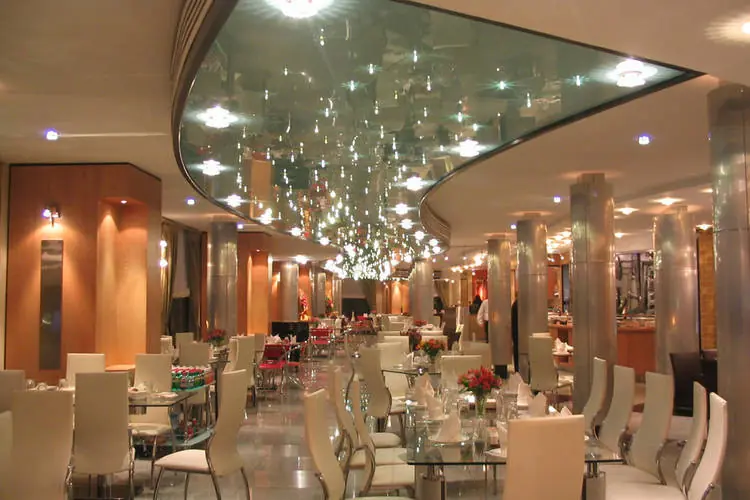 رستوران البرز