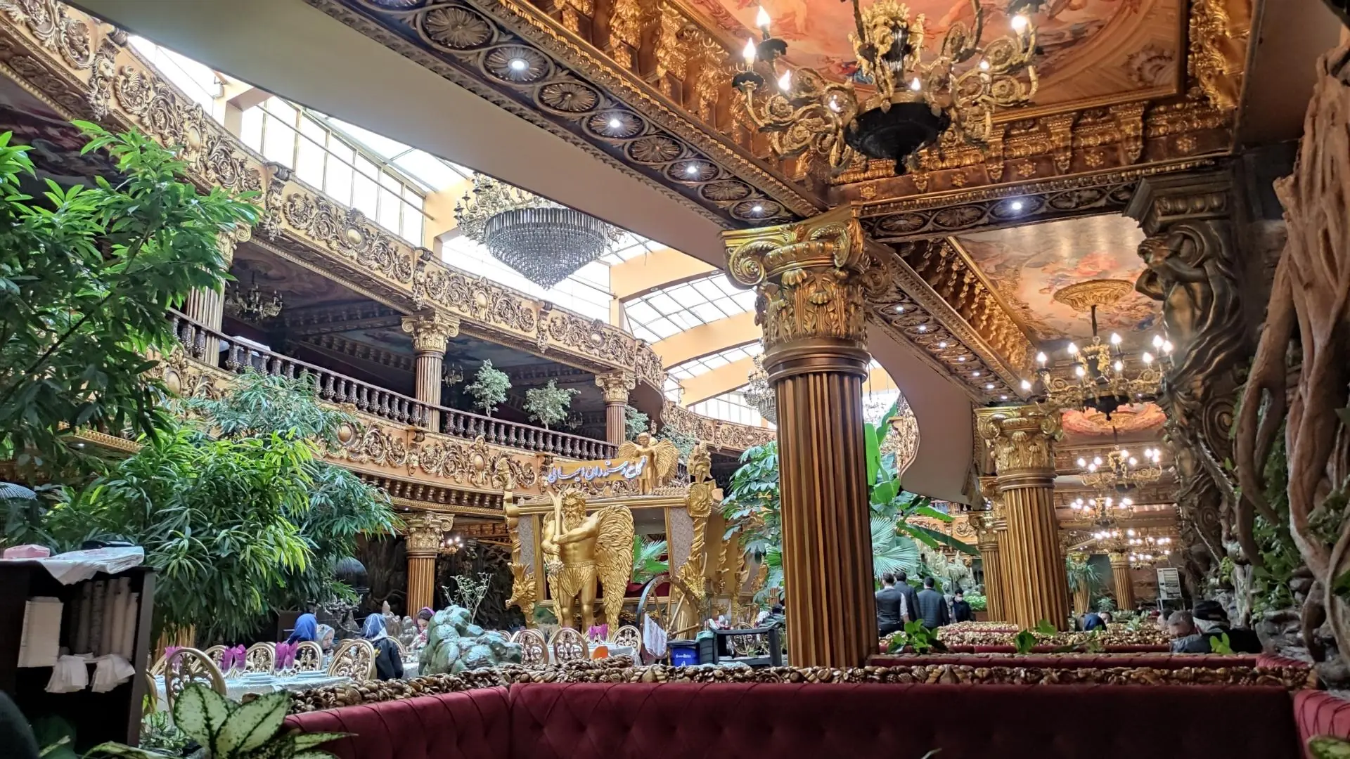 کاخ رستوران ایمانی